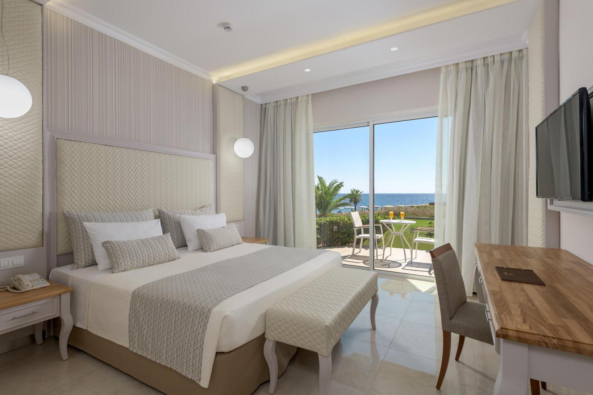 Rodos Palladium Leisure & Wellness Kallithéa Exterior foto A room at the hotel
