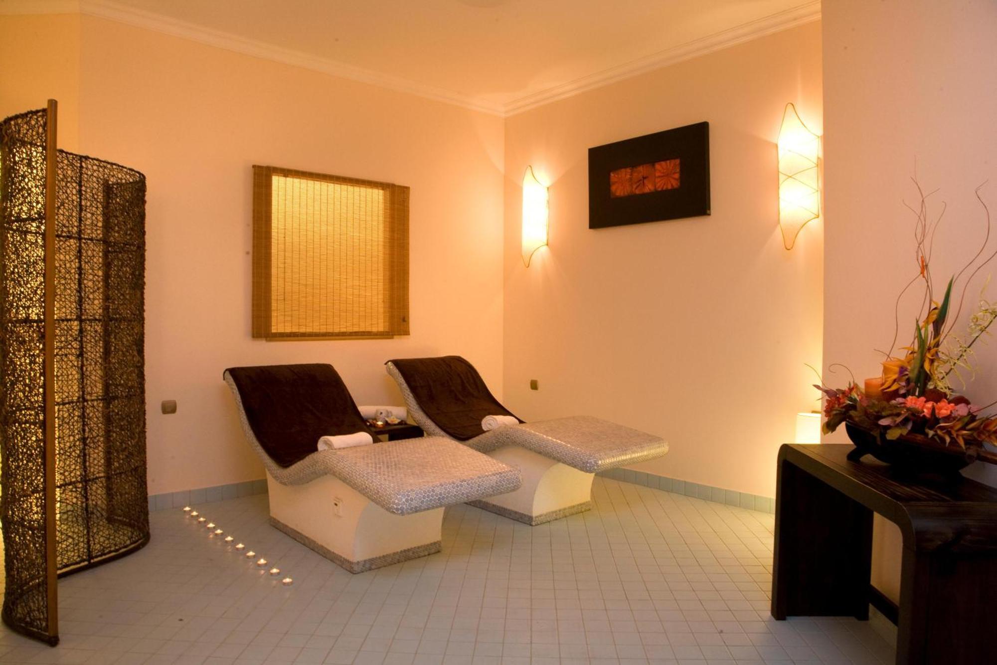 Rodos Palladium Leisure & Wellness Kallithéa Exterior foto A relaxation room