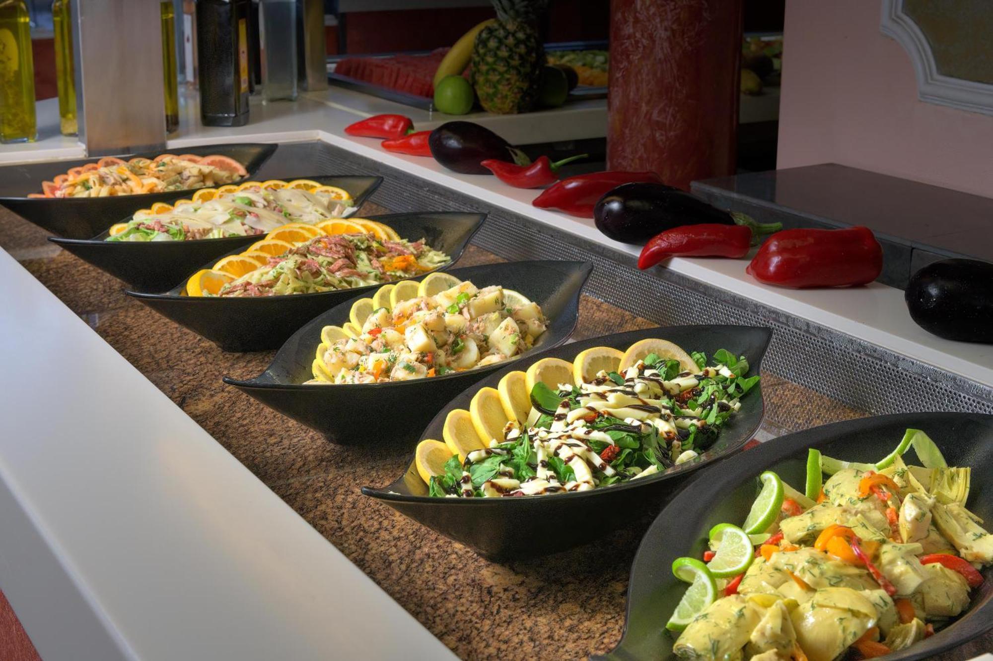 Rodos Palladium Leisure & Wellness Kallithéa Exterior foto A salad bar